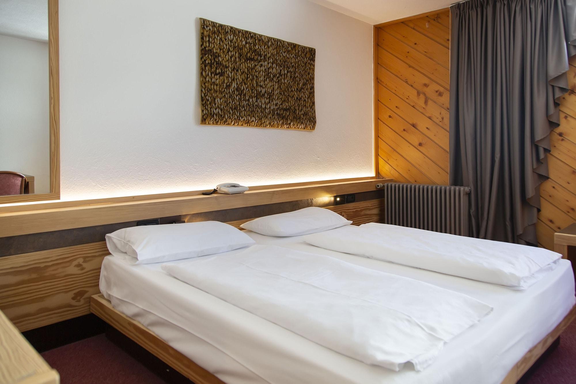 Blu Hotel Senales Zirm-Cristal 马索科托 外观 照片